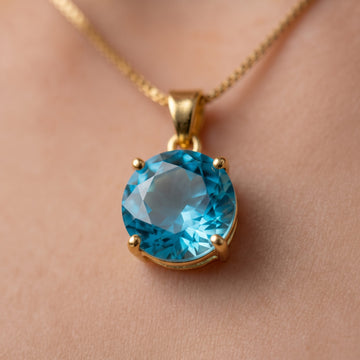 Round Solitaire Pendant, round crystal on an imitation chain, view 7 of 8