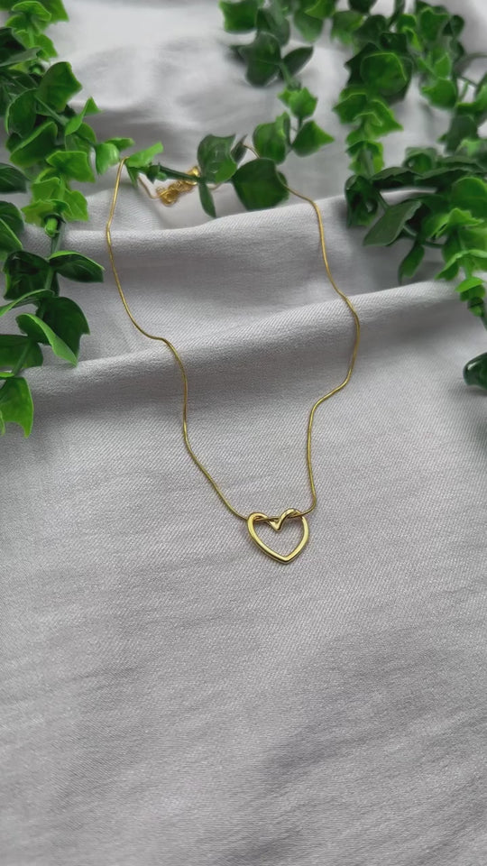 heart necklace